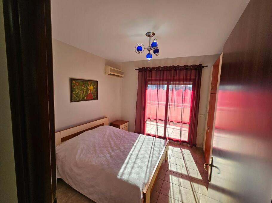 טיראנה Central Apartment מראה חיצוני תמונה